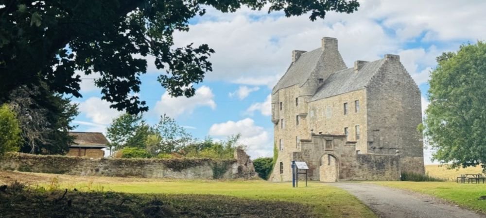 Midhope Castle - Lallybroch in Outlander